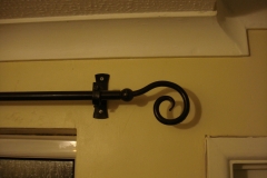 A curved curtain pole