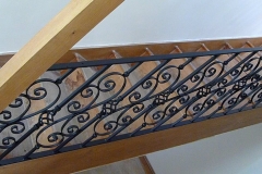 Staircase spindles