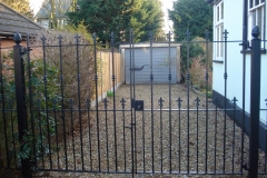 Driveway gate